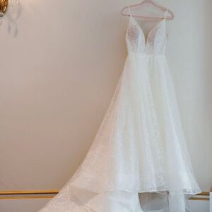 Essense of Australia: Designer Wedding Dress